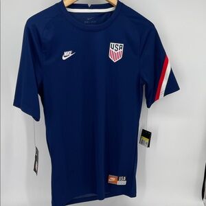 Nike USA Men’s National Team Soccer Jersey Size Small NWT